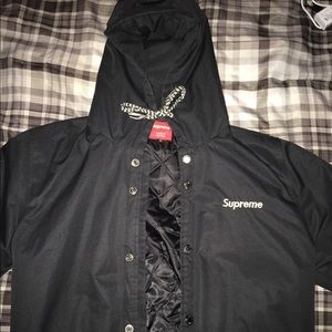 Supreme: heavy hooded windbreaker